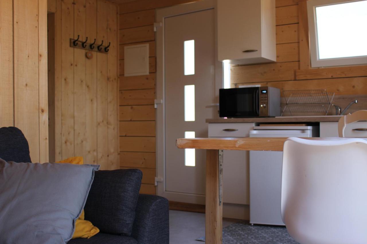 פרוס-גירק Tiny House Dans Jardin Arbore מראה חיצוני תמונה